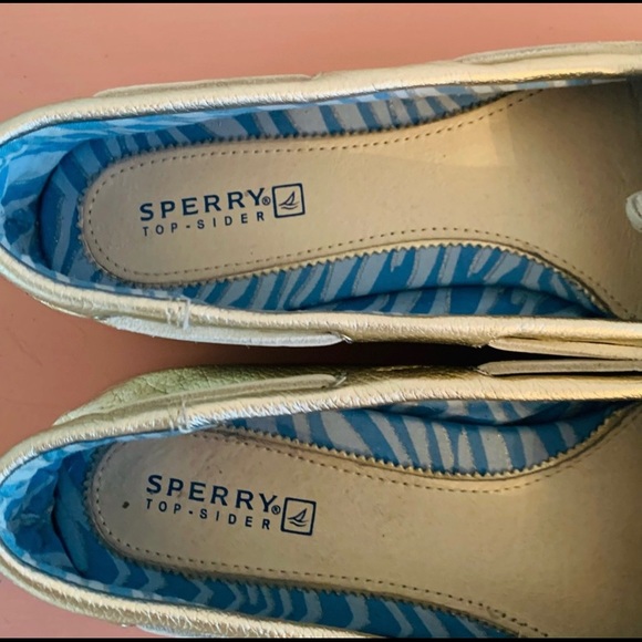 SPERRY Gold/Metallic Top Sider Boat Shoe size 8 - Picture 3 of 5